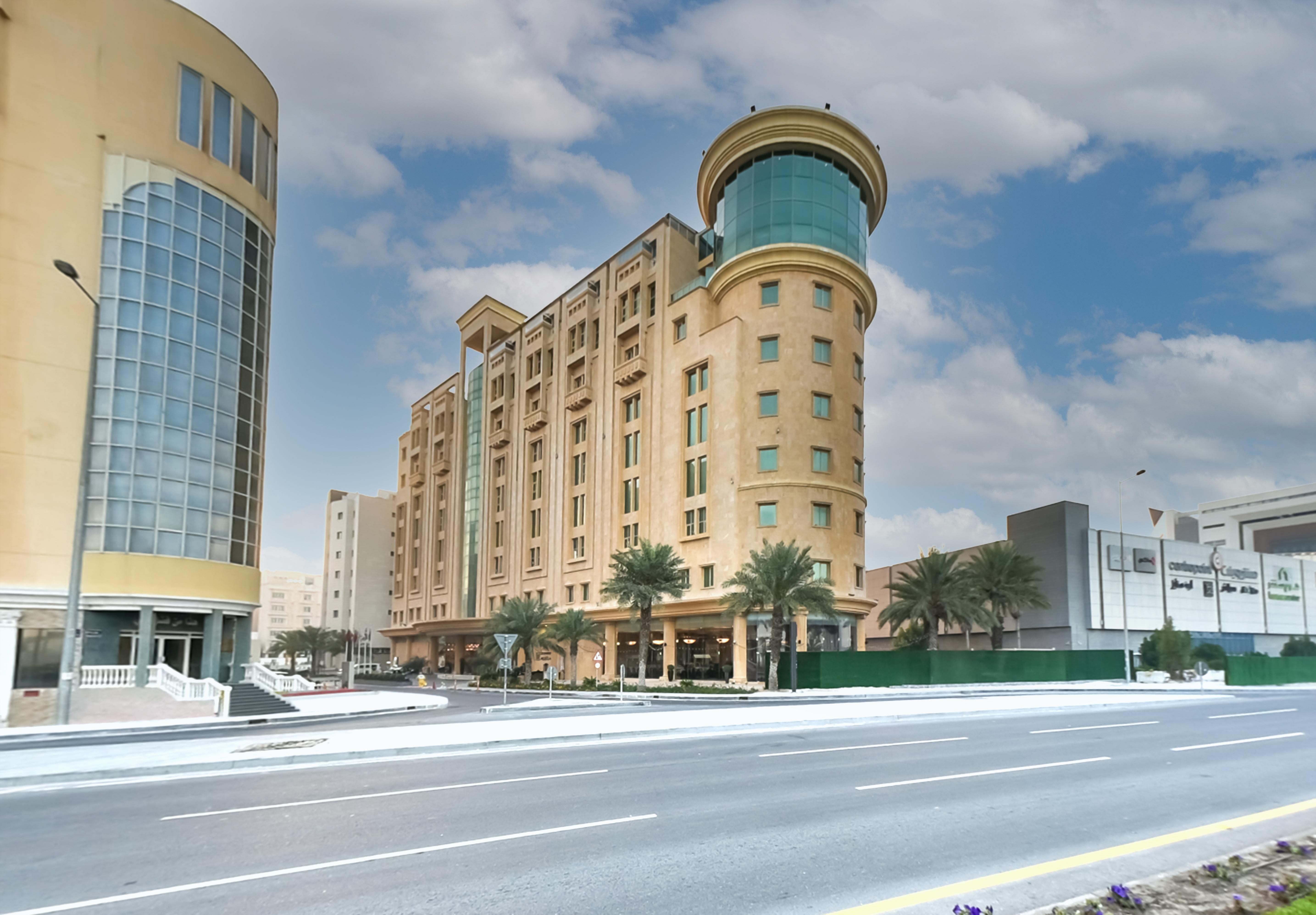 Millennium Hotel Doha Exterior photo